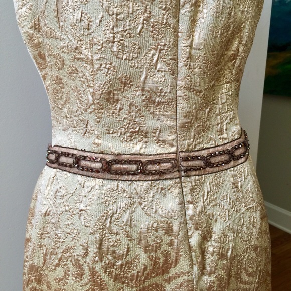 ALEXIA ADMOR New! Golden Cocktail Dress - Picture 8 of 8